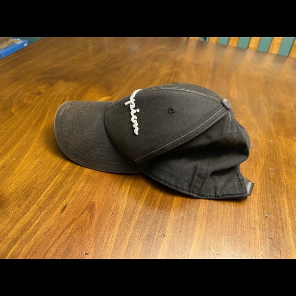 Champion hat. - Picture 2 of 5